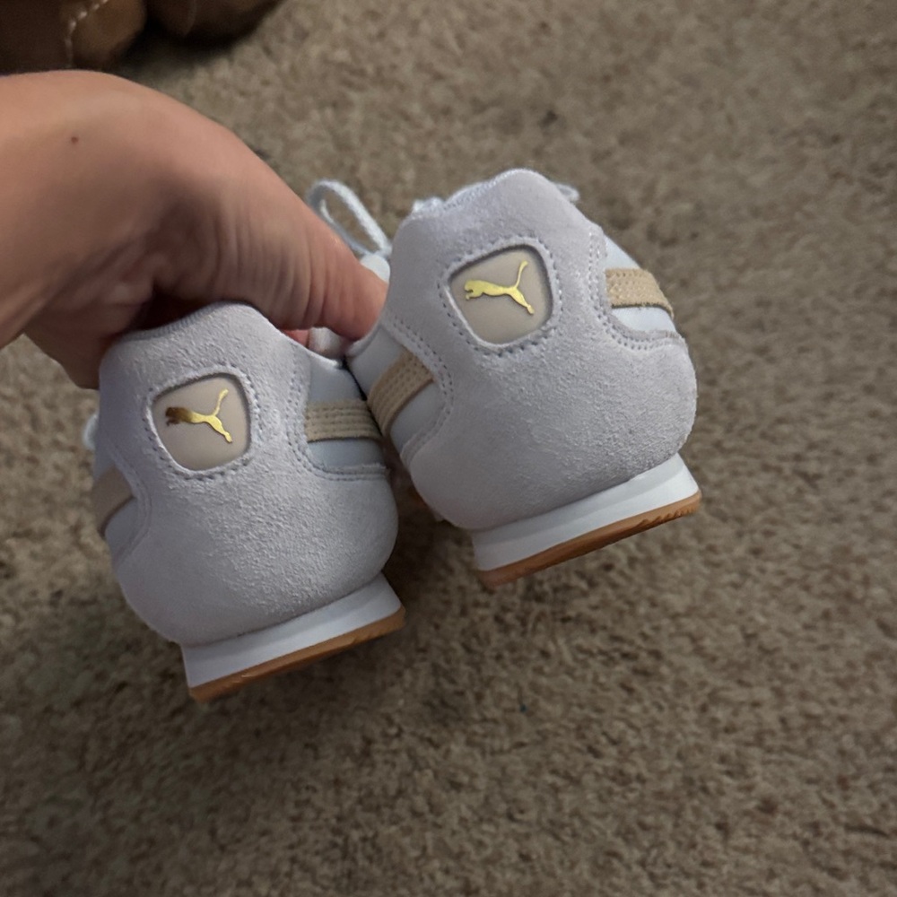 NEW Puma Arizona White and Beige Sneakers Shoes 8 - Picture 8 of 11